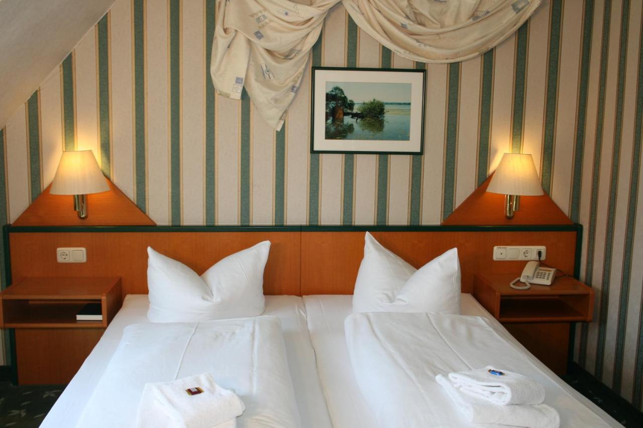 Flessenow Hotel Seewisch חדר תמונה